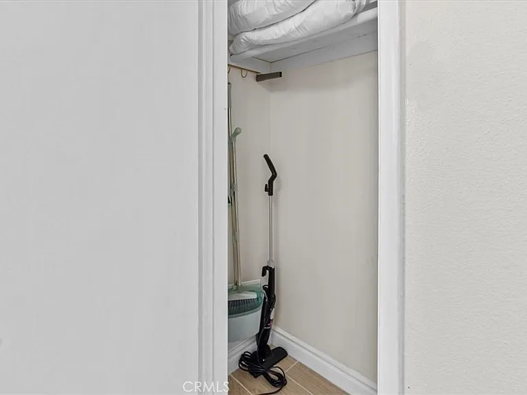 1097 Bonita St — Photo 22