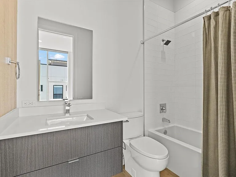 4210 Delano Pl #1 — Photo 26