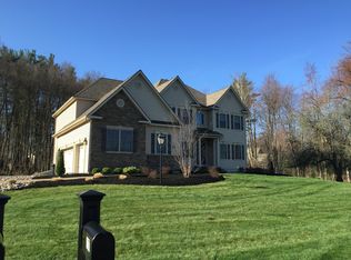 106 Twenty West Dr, Altamont, NY 12009