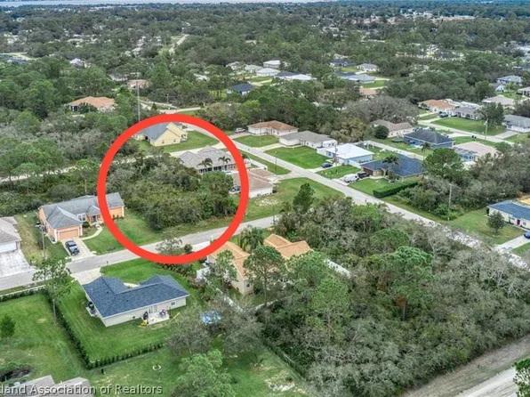 906 Replica Ave, Sebring, FL 33872