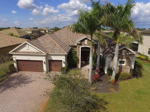 2nd image of 4524 SW Gossamer Cir