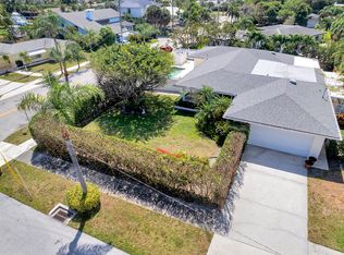 2415 N Lakeside Dr, Lake Worth, FL 33460