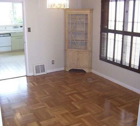 3rd image of 151 Clearfield Dr