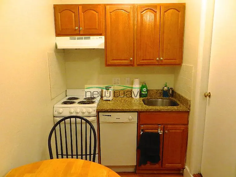 41 Bay State Rd #1 — Photo 4