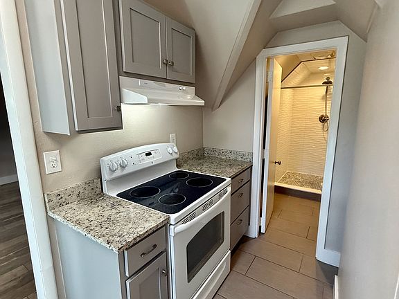5th image of 1148 Josephine St APT 2