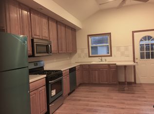 68 Rosewood Dr, Keyport, NJ 07735