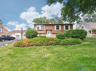 37193 N Lake Shore Dr, Lake Villa, IL 60046
