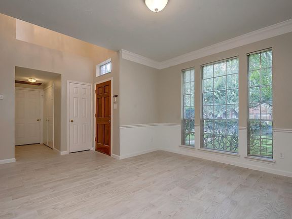 2nd image of 4531 Ringrose Dr