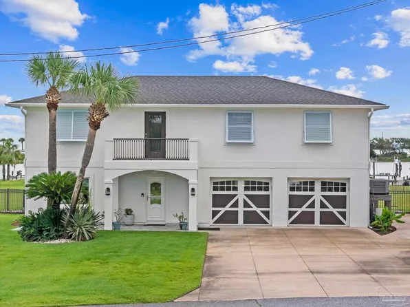 256 Sabine Dr, Pensacola Beach, FL 32561