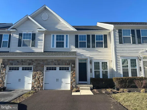 141 Briarwood Ln, Colmar, PA 18915