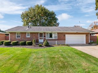 404 31st St SW, Barberton, OH 44203