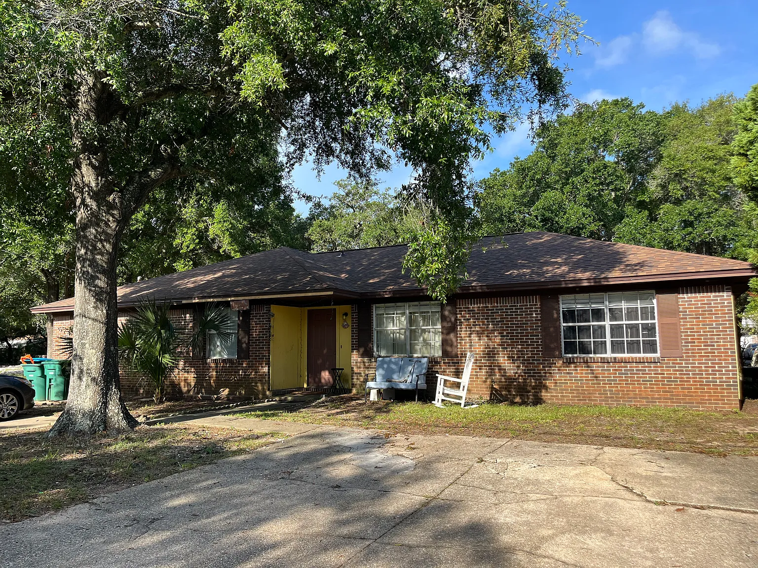 2 bed, 990 sqft, $1,400 — Photo 1