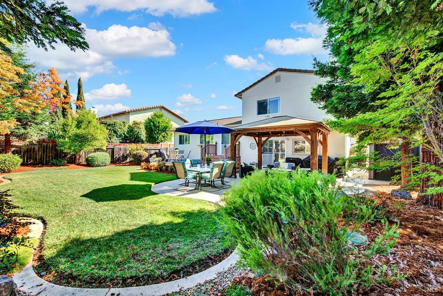 3115 Shetland Court photo 1
