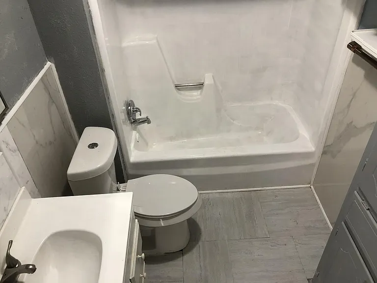 116 W College Ave — Photo 6
