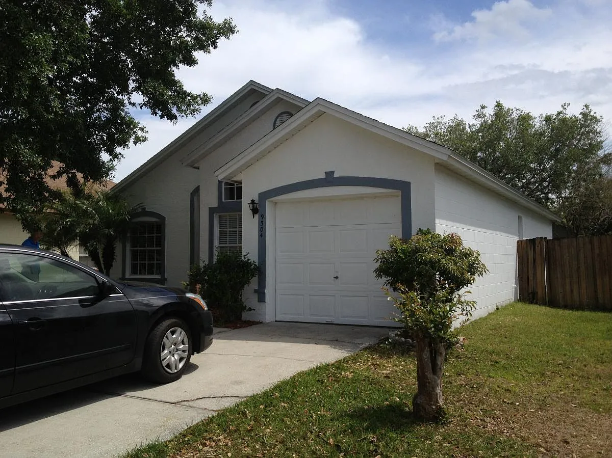 Building Photo - 9504 Chandon Dr #SINGLE HOUSE