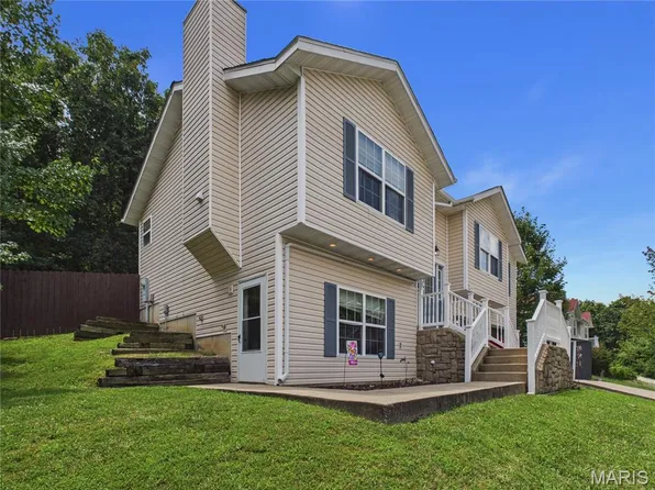 21079 Hideaway Ln, Saint Robert, MO 65584