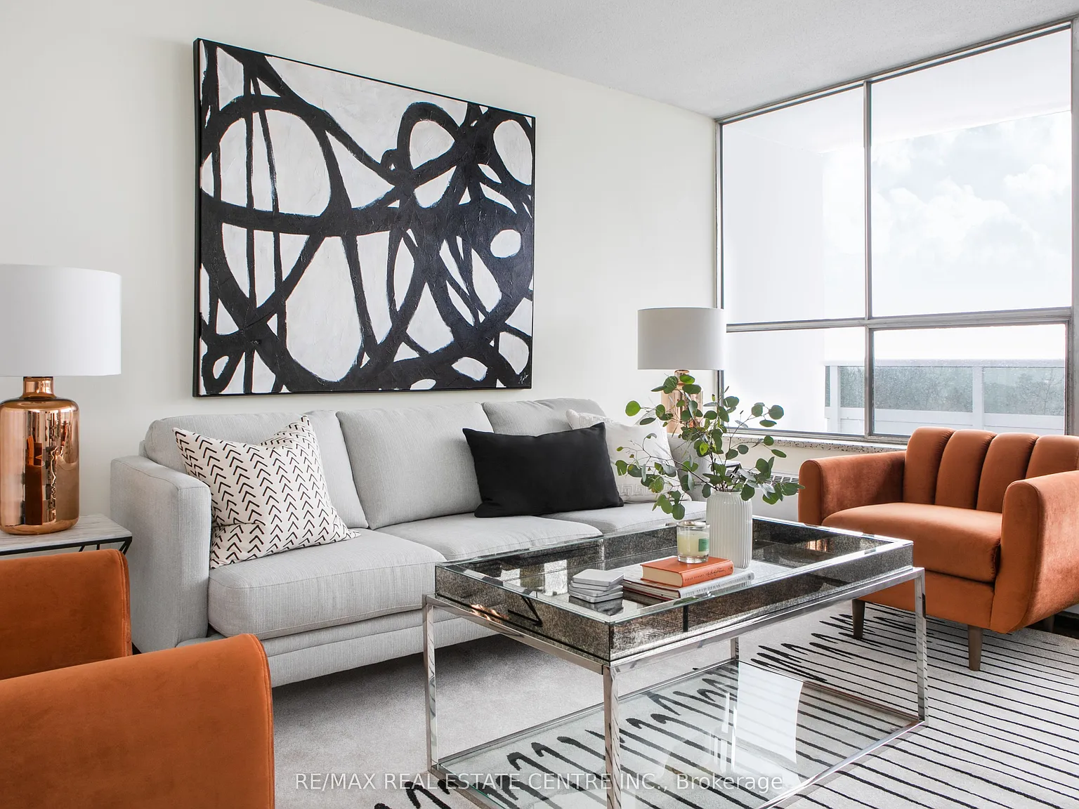 2 bed, $2,250 — Photo 4
