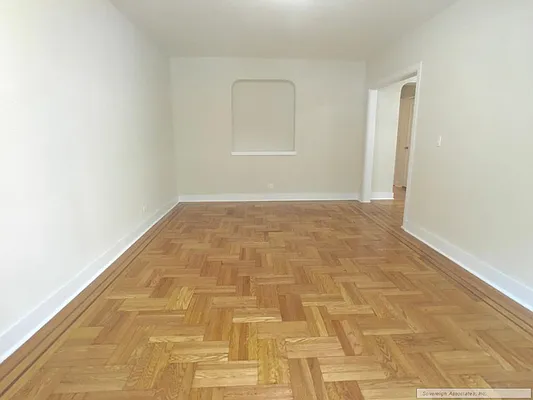 Rented by Sovereign Associates | media 17