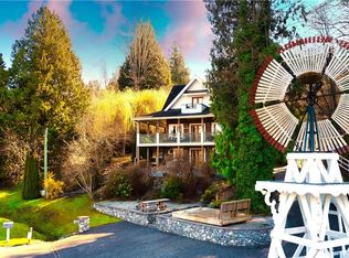 103 Goodman Rd, Point Roberts, WA 98281