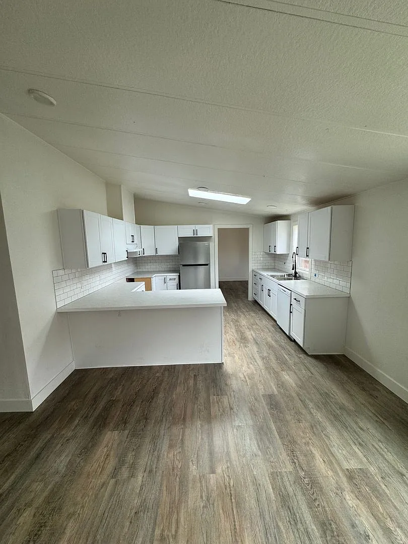 Great Single Story Home! — Photo 2