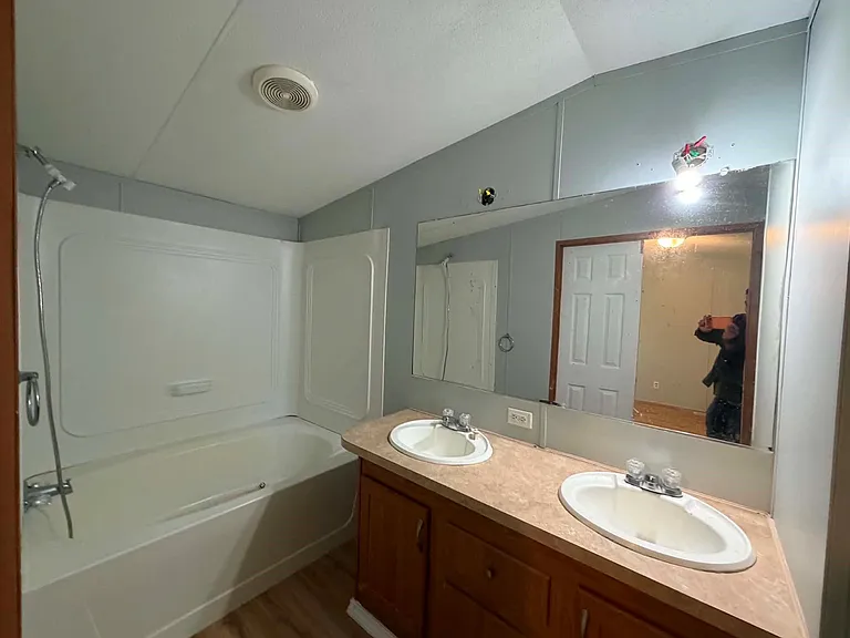 22091 Bowden Dr — Photo 13