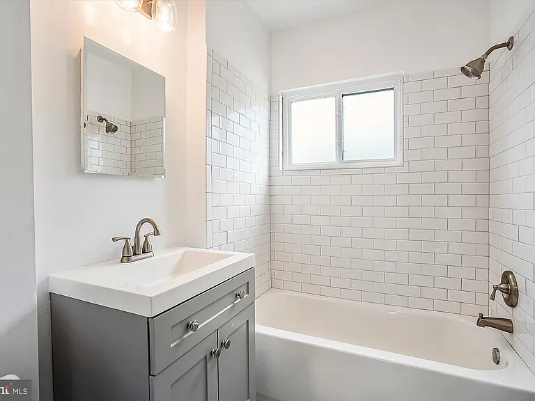 2500 Langston Blvd #2 — Photo 12