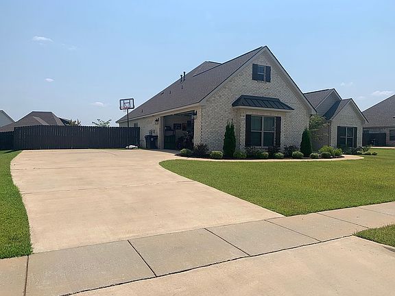 2nd image of 11189 Persinger Cir