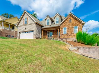 8076 Burgundy Cir, Chattanooga, TN 37421