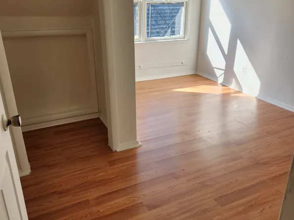 13 Grove Pl APT 3, Schenectady, NY 12307