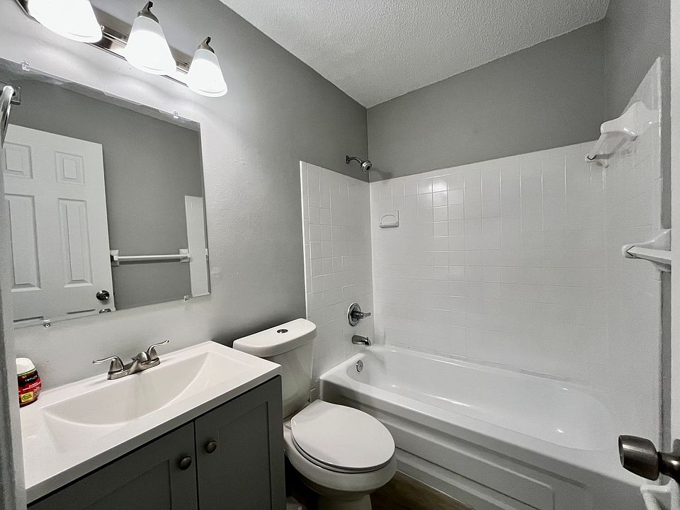 1st image of 10212 N Ojus Dr Unit 10216