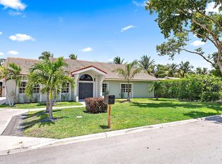 135 Rutland Blvd, West Palm Beach, FL 33405