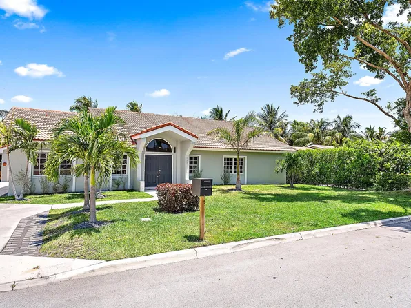 135 Rutland Boulevard, West Palm Beach, FL 33405