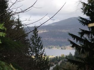 82 Louise View Dr, Bellingham, WA 98229