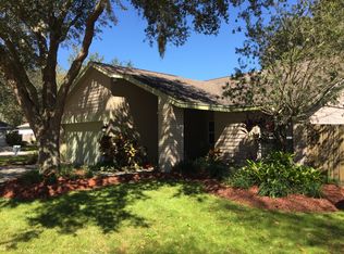 8611 Bellevista Dr, Tampa, FL 33635