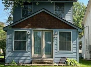 425 Lathrop Ave, Algonac, MI 48001