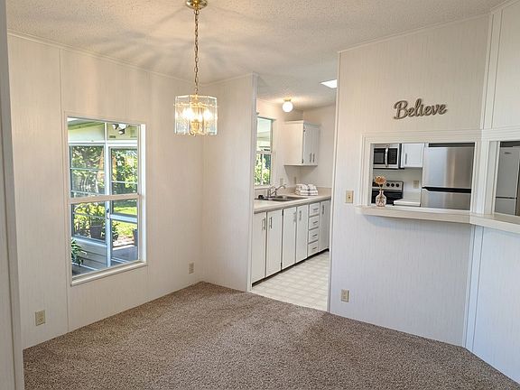 5th image of 1737 Conifer Ave #20