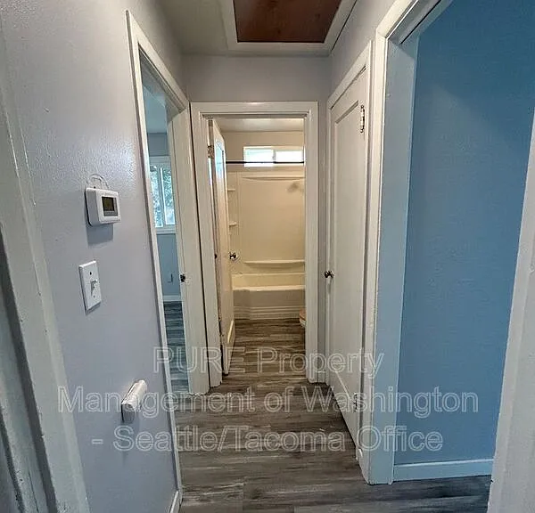 721 S Ainsworth Ave — Photo 9