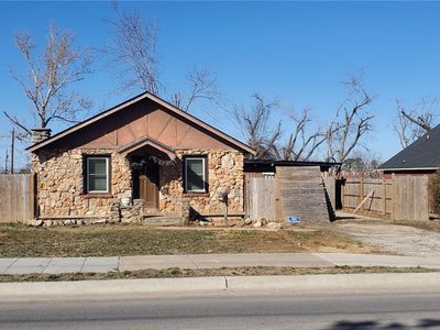 821 W Persimmon St, Rogers, AR, 72756