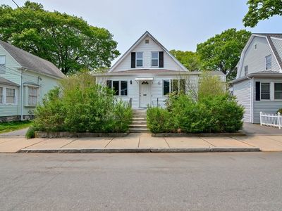 136 Saunders St, Medford, MA, 02155