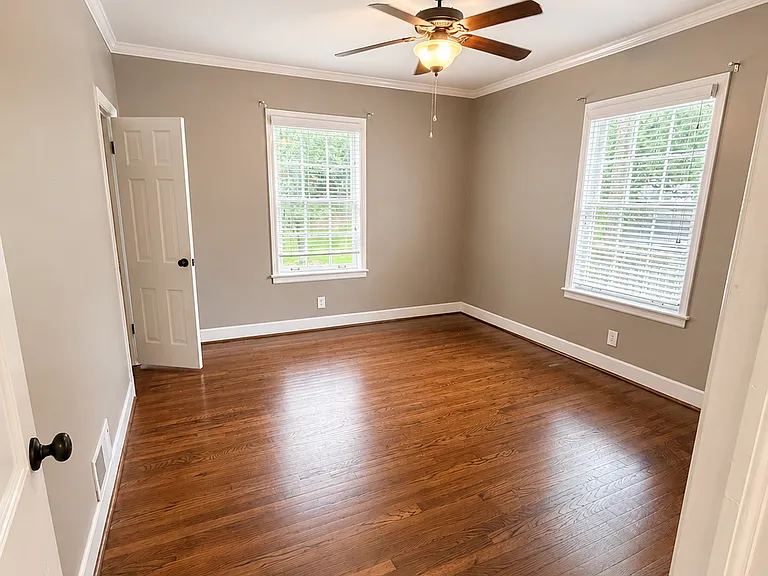 700 Warwick Rd — Photo 16