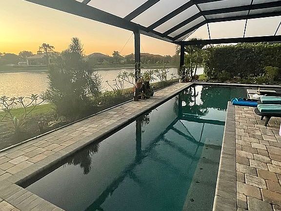 Salt water pool