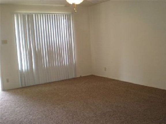 2nd image of 1819 Edmund Blvd