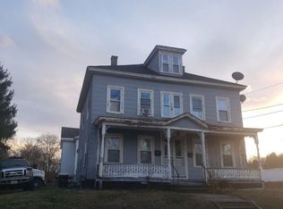 399 Water St, Clinton, MA 01510