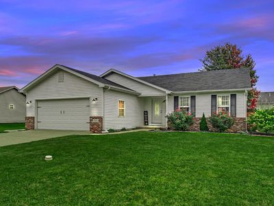 563 Chicory Ln, Valparaiso, IN, 46385