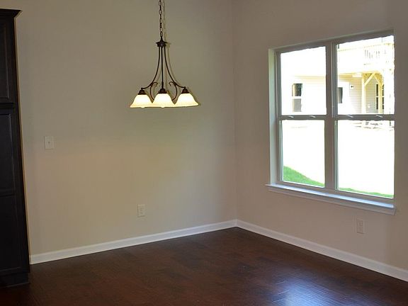 4th image of 5709 Westin Cir