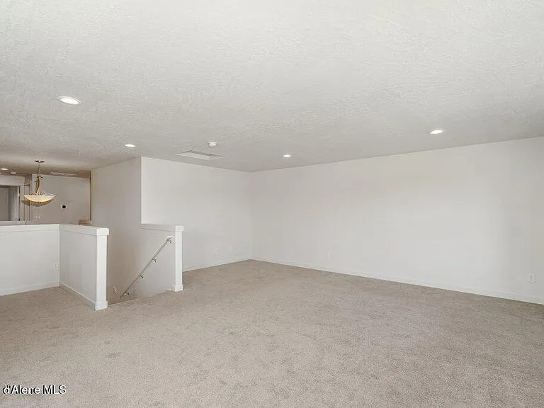 3921 N Lynn St — Photo 11