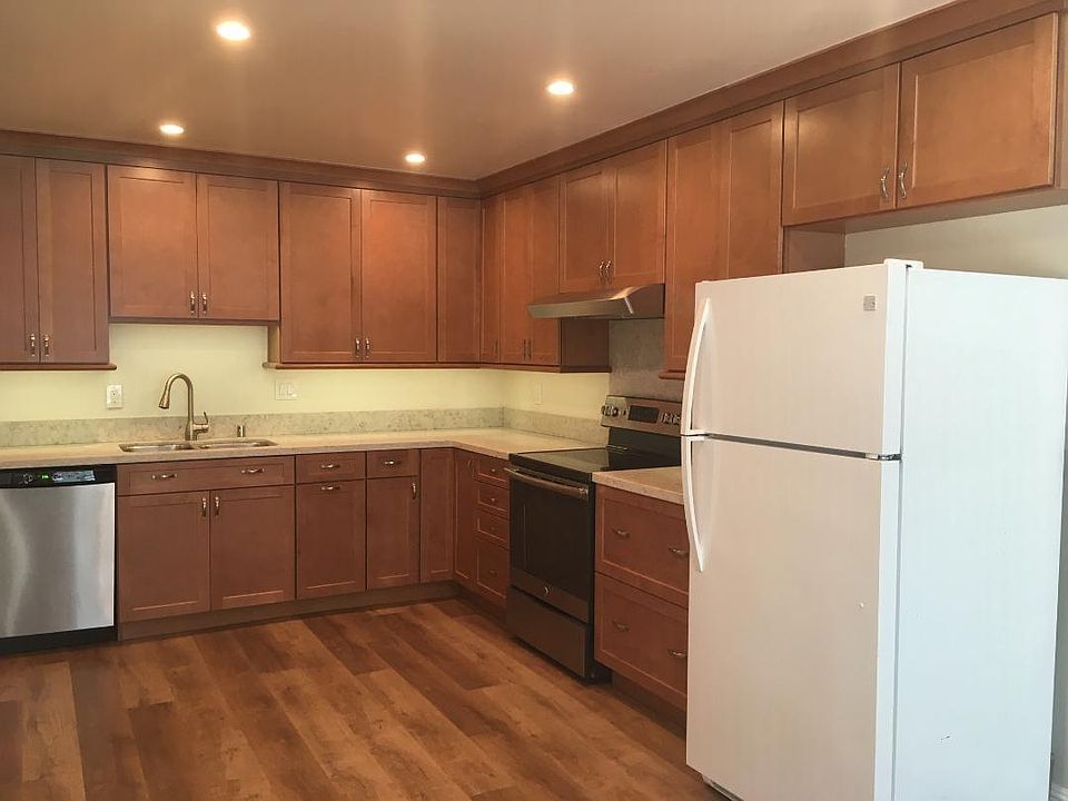 1st image of 3941 Starview Dr #1