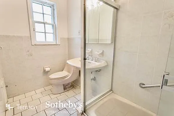 Rented by Terrace Sotheby's International Realty | media 18