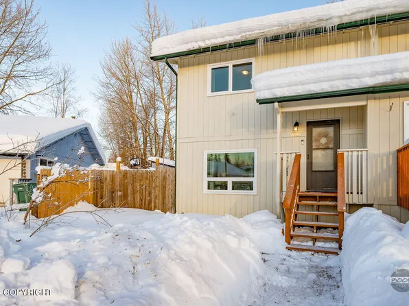 7721 Hill View Cir, Anchorage, AK 99507