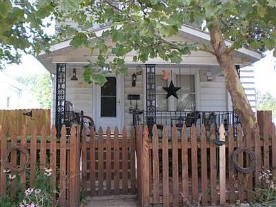 1st image of 709 Taylor St